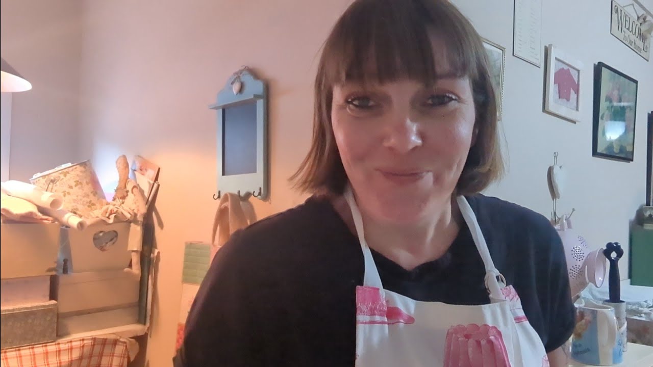 Vlogtember day 29 - Cooking a roast dinner