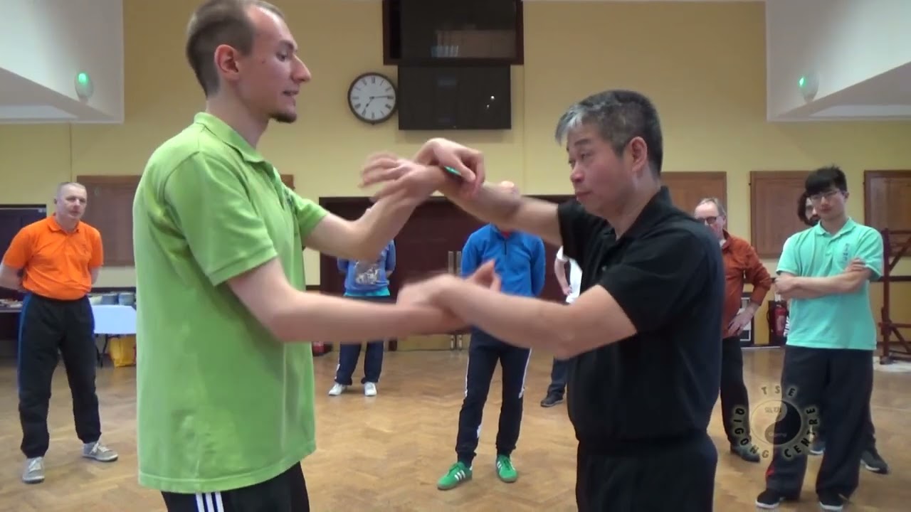 Laap Sau and Jat Sau Techniques - Secret of Siu Lim Tao   part7
