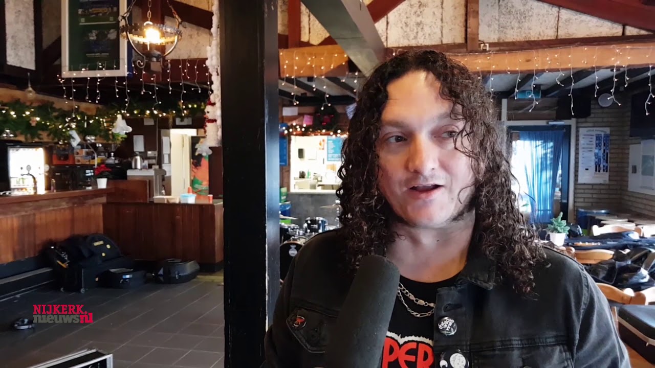 NIJEKRKERVEEN - Ritn Ditn maakt clublied Veensche Boys