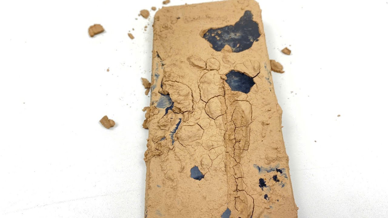 Cleaning the world's dirtiest samsung phone
