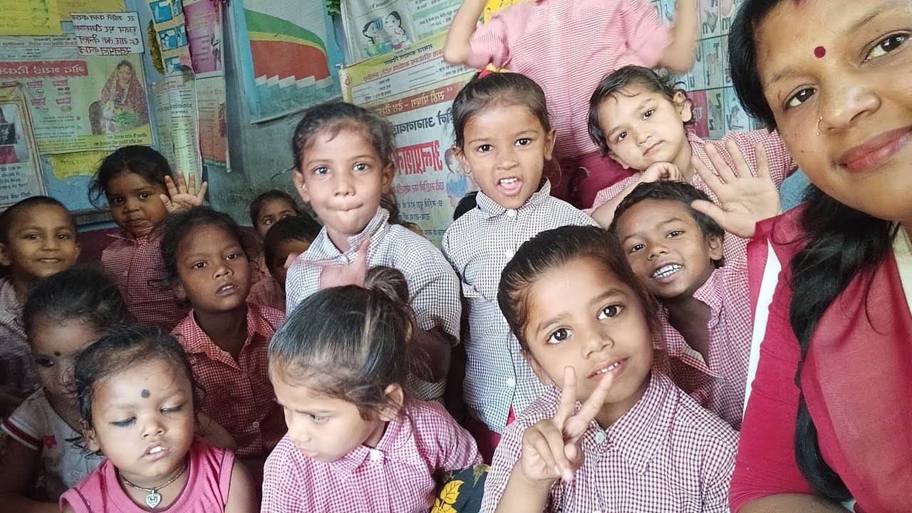 बाल कविता सूरज मामा सूरज मामा रोज सवेरे आते हो l