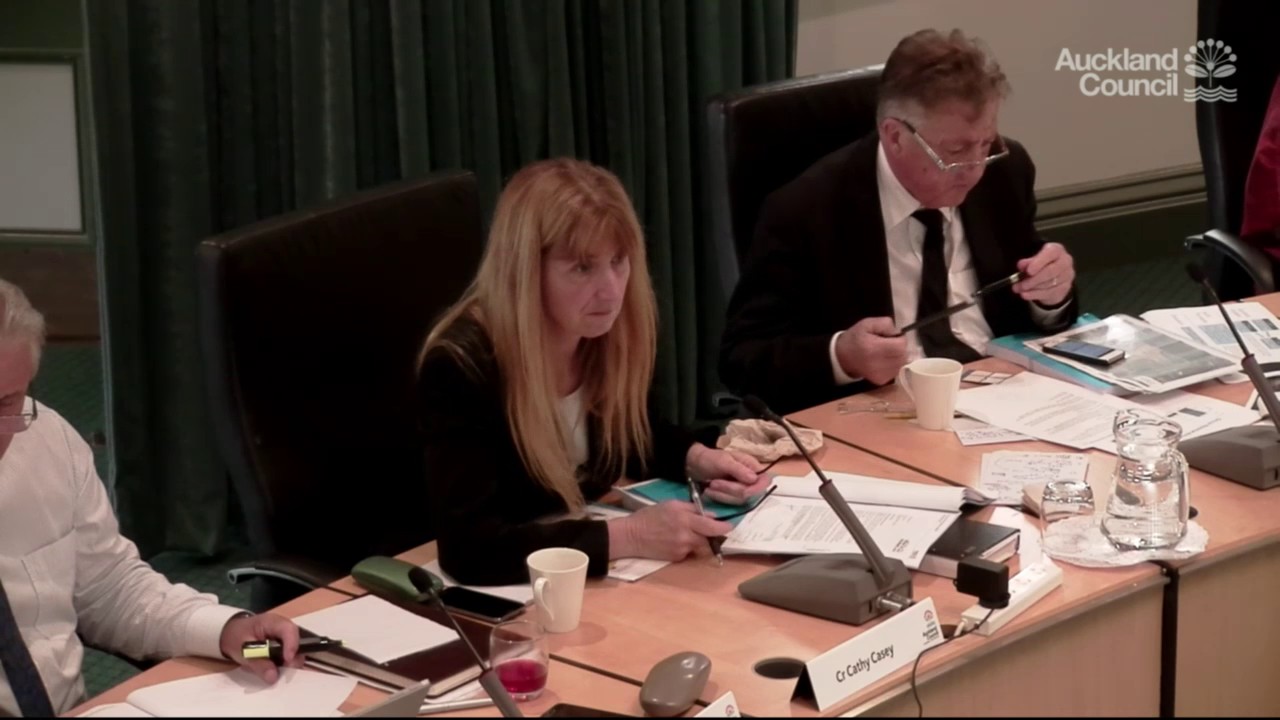 13.12.16 - Finance and Performance Committee Items 21 Part 01