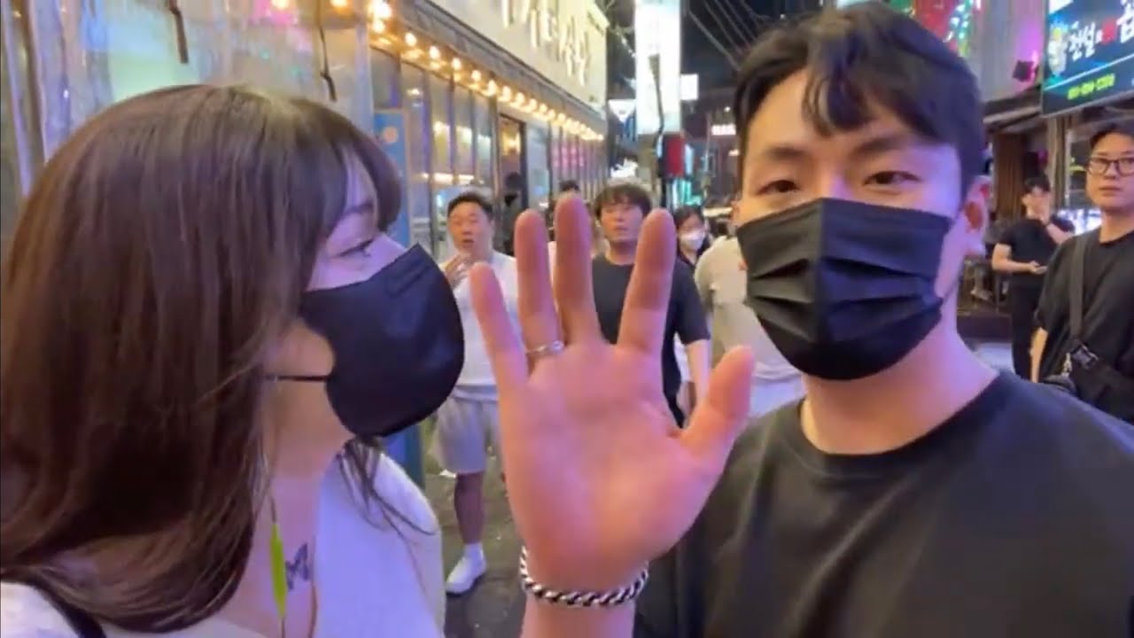 Прямой эфир на улицах Пусана, Корея 🇰🇷 || Мой друг появился со мной в эфире 😊