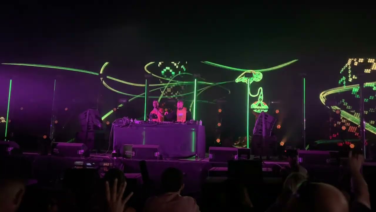 ARTBAT - God is a DJ - Creamfields 2022