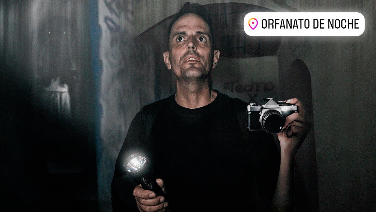 Entro SOLO y de NOCHE al Orfanato 😱