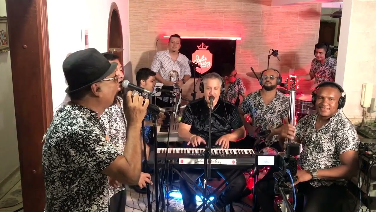 JULIO CORTES EN VIVO l