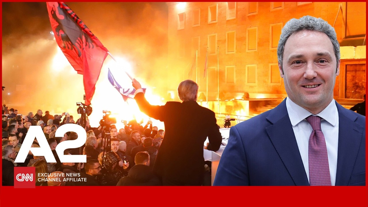 Protesta e PD jo e dhunshme, jashtë janë më agresive, policët na dhunuan... Bardh Spahia