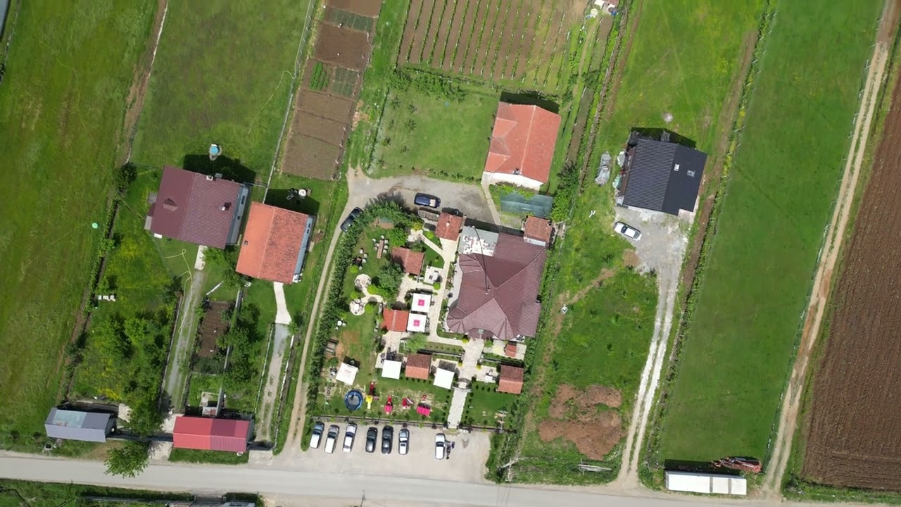 Has krume Albania