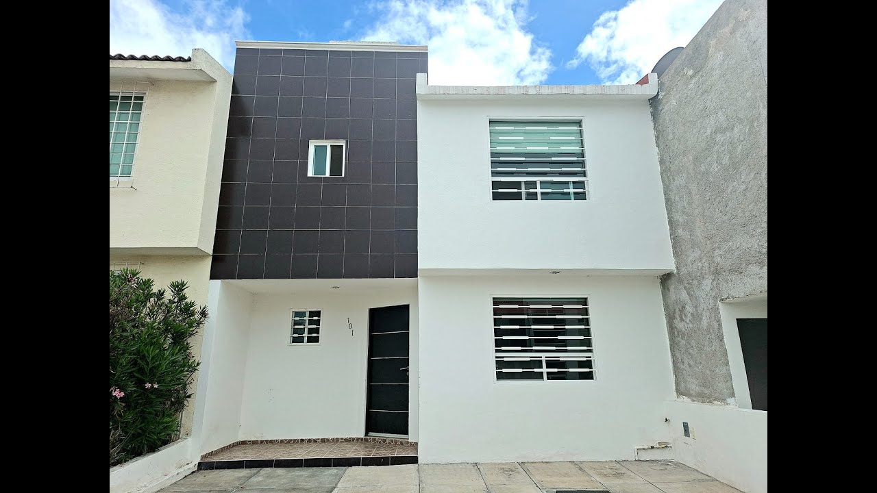 CASA EN CONDOMINIO EN RENTA