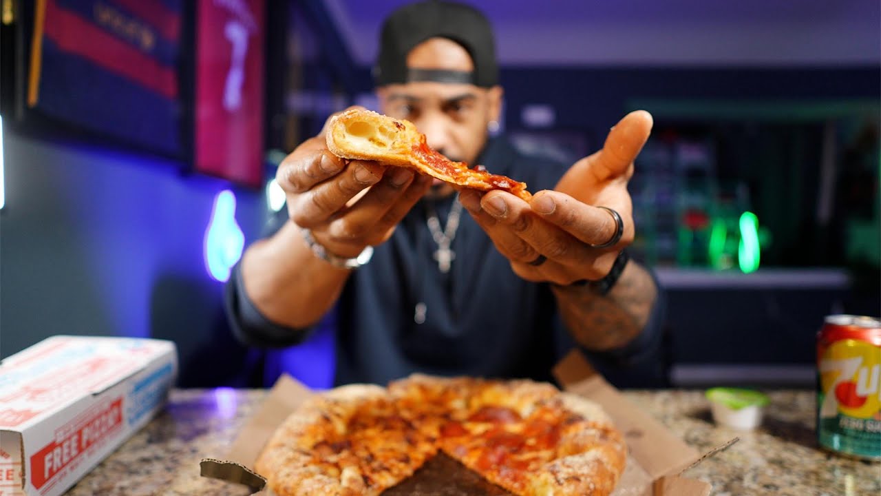 Domino's Parmesan Stuffed Crust Might Be The BEST.