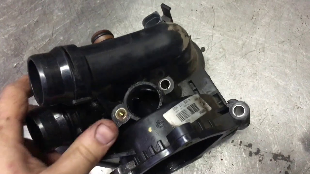 Wyciek z pompy płynu chłodzącego VW 1.8 / 2.0 TSI