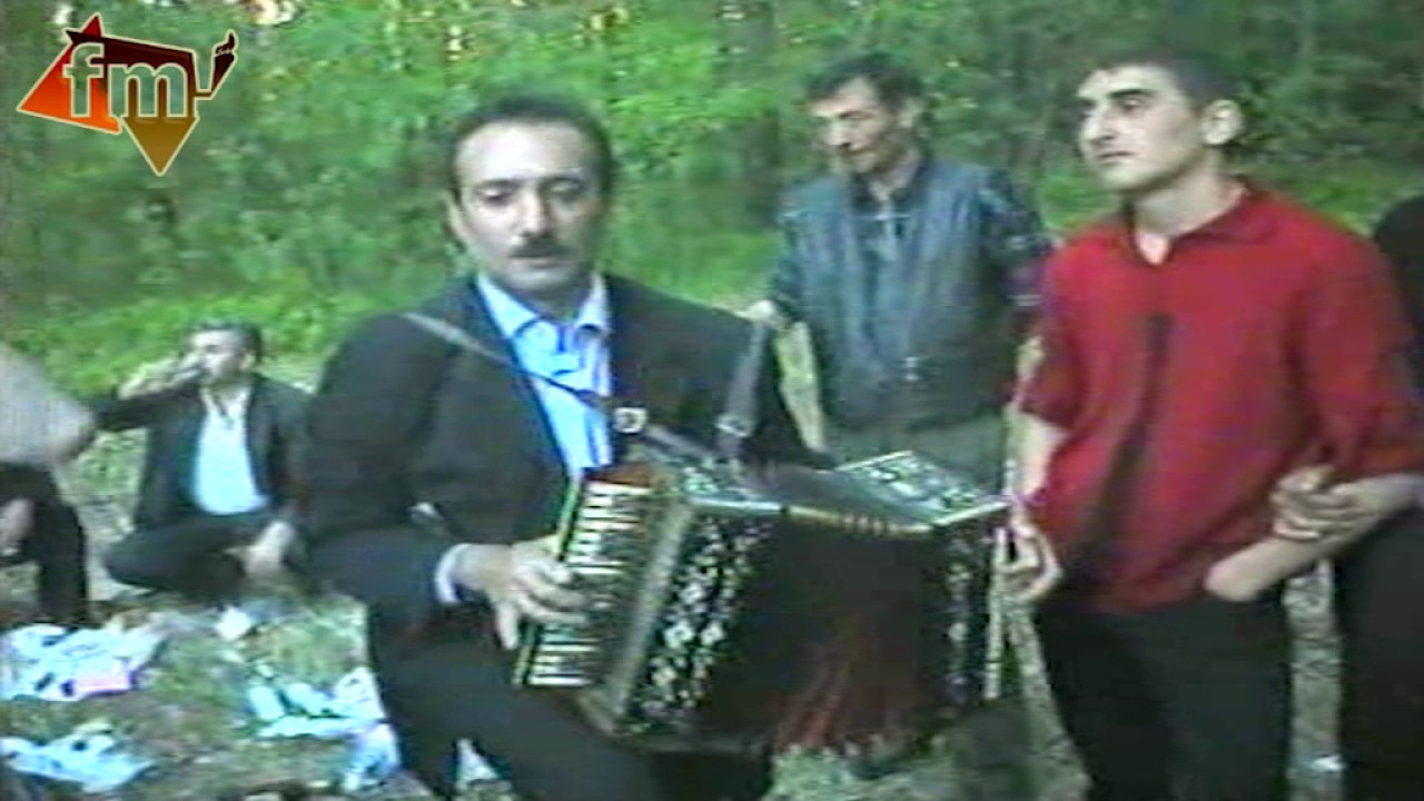 QARMON AĞLADI - Rafiz Gedebeyli (bas saritel)