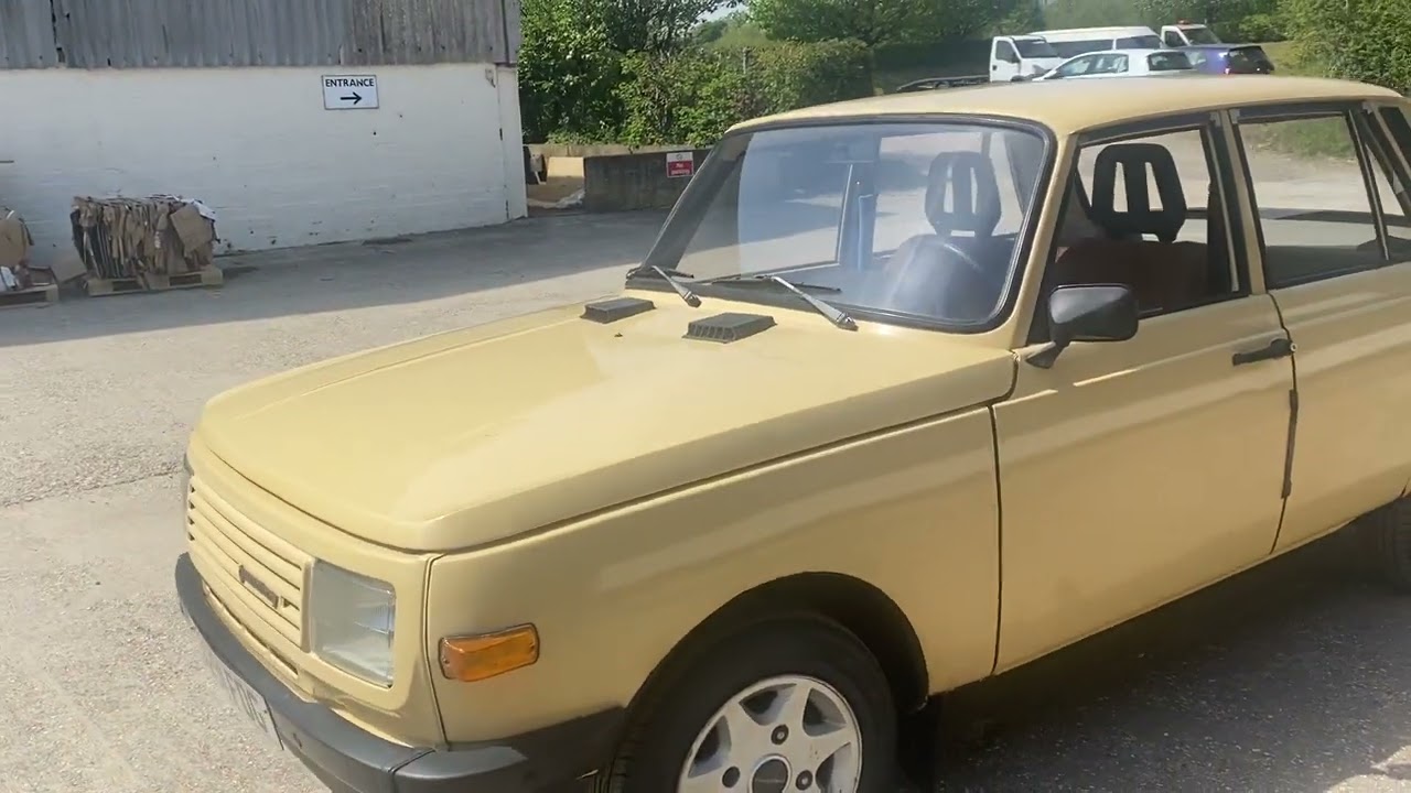 Wartburg 353 Saloon 1983 46k — Bradley James Classics