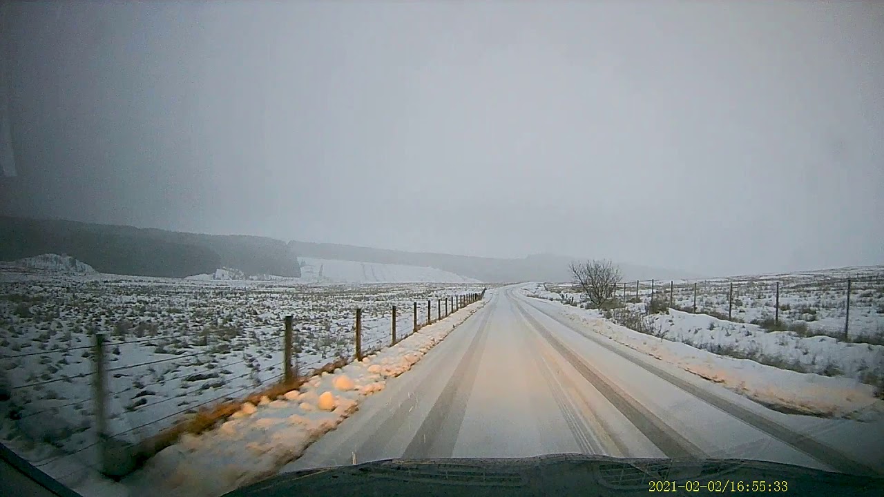 Skoda Yeti in the Snow on Crow Rd (Campsies) Goodyear Vector 4 Gen 3 ASMR
