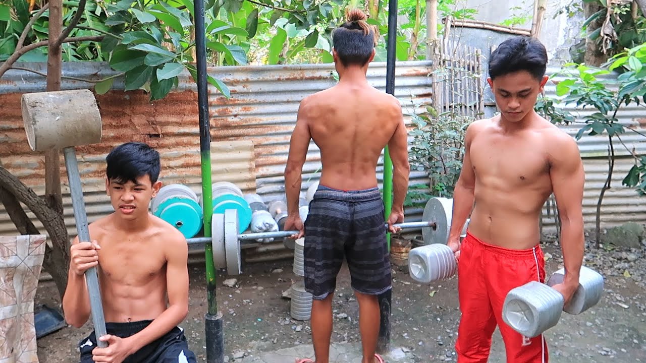 My Homemade Village Gym - Shoulder workout