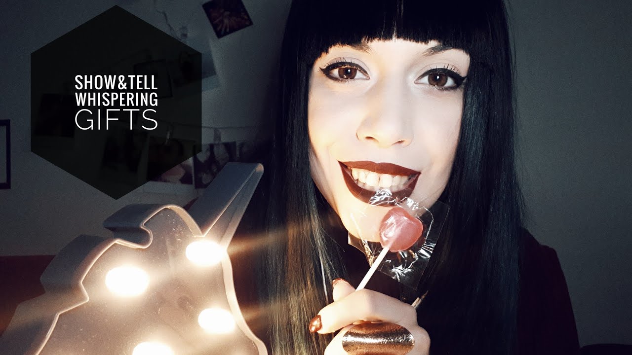 HappyNewYear//ASMR//ITA *show&tell gifts Whispering*