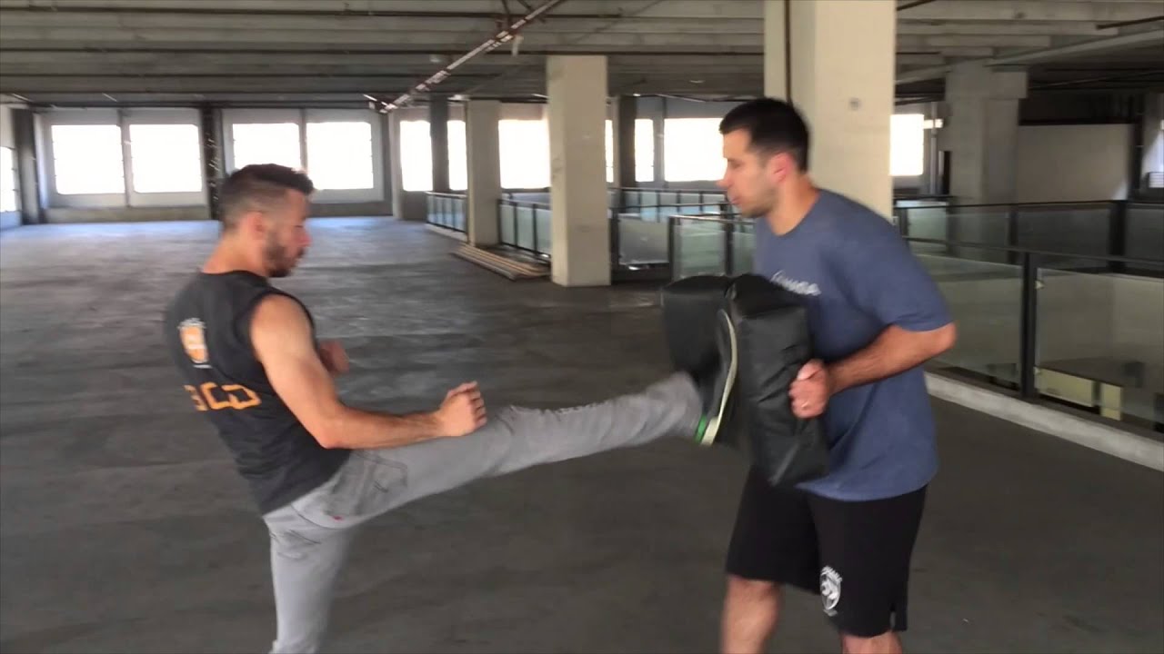 Krav Maga Unyted Orange Belt (defensive front kick)