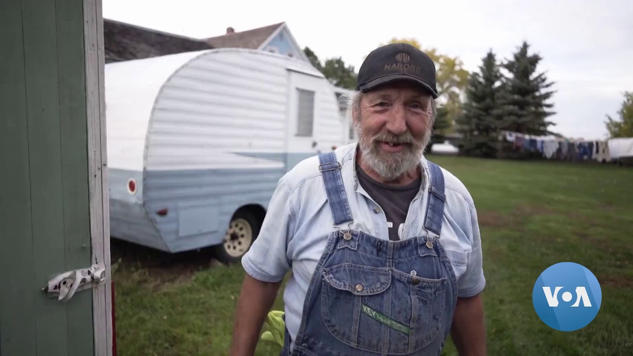 Tourists Drawn to North Dakota Ghost Town Settled by Ukrainians