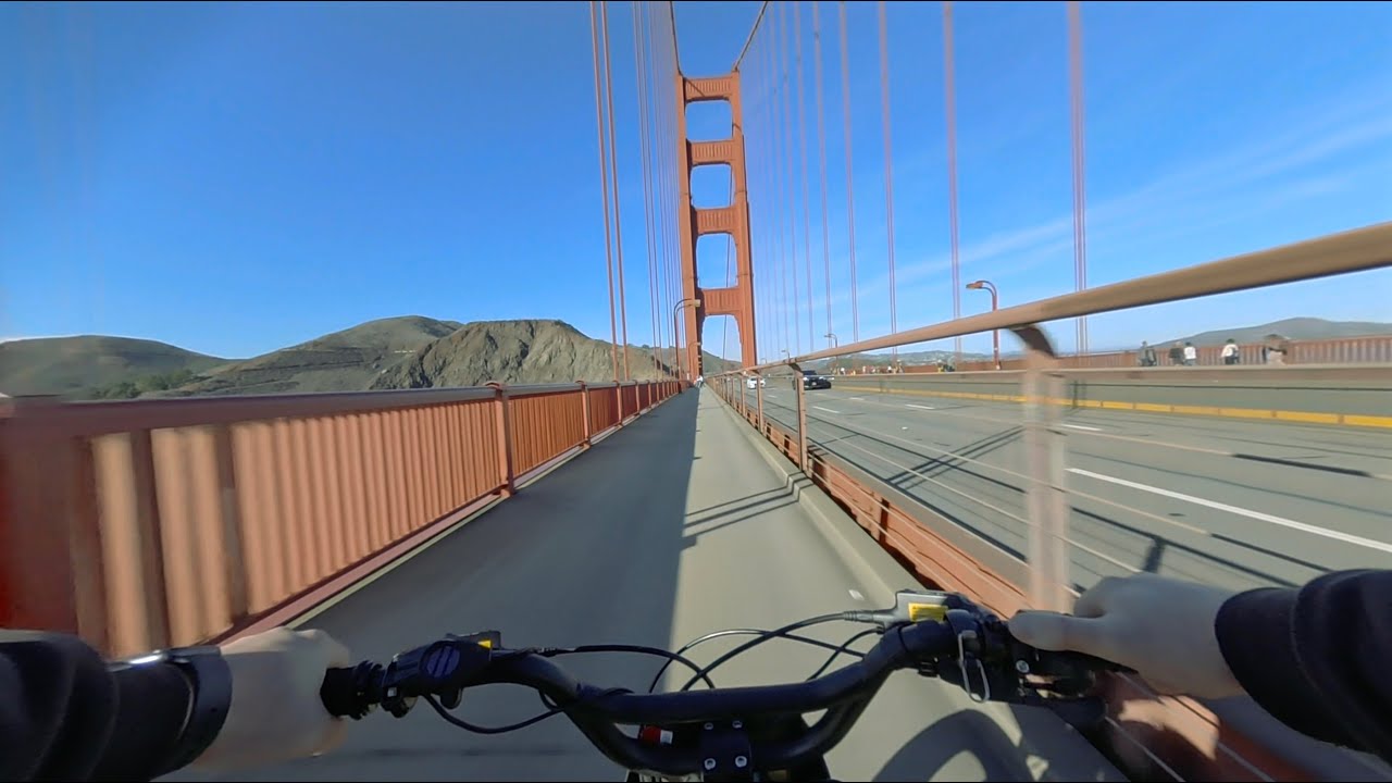 E-Bike Ride San Francisco: Marina - Crissy Field - Golden Gate Bridge - Hawk Hill