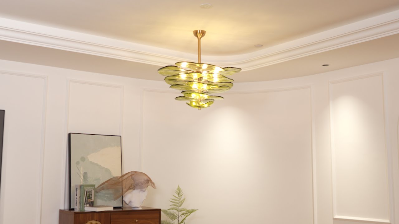 Golden Petals Murano Chandelier by Vakkerlight &ndash; Elegant Artistry in Glass