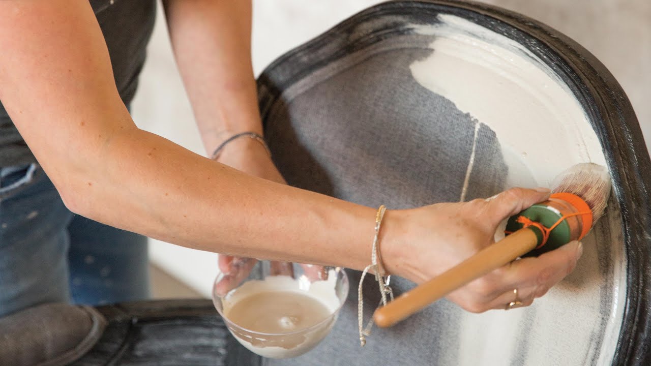 How to Paint Suede and Velvet Fabric with Fusion Mineral Paint™