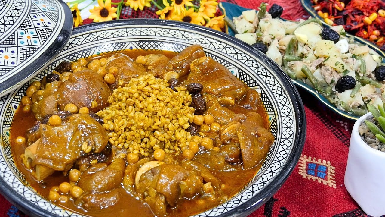 كرعين بهربل و الزبيب والحمص على حقهوم وطريقهوم كيجوا معلكين ب2 سلطات جد شهية - مطبخ أمينة المراكشية