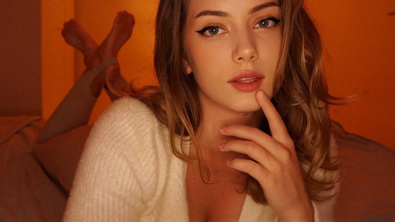 🥰 НОЧІВЛЯ З ЗАКОХАНОЮ В ТЕБЕ ДІВЧИНКОЮ 🥰 АСМР , рольова гра, тиха розмова