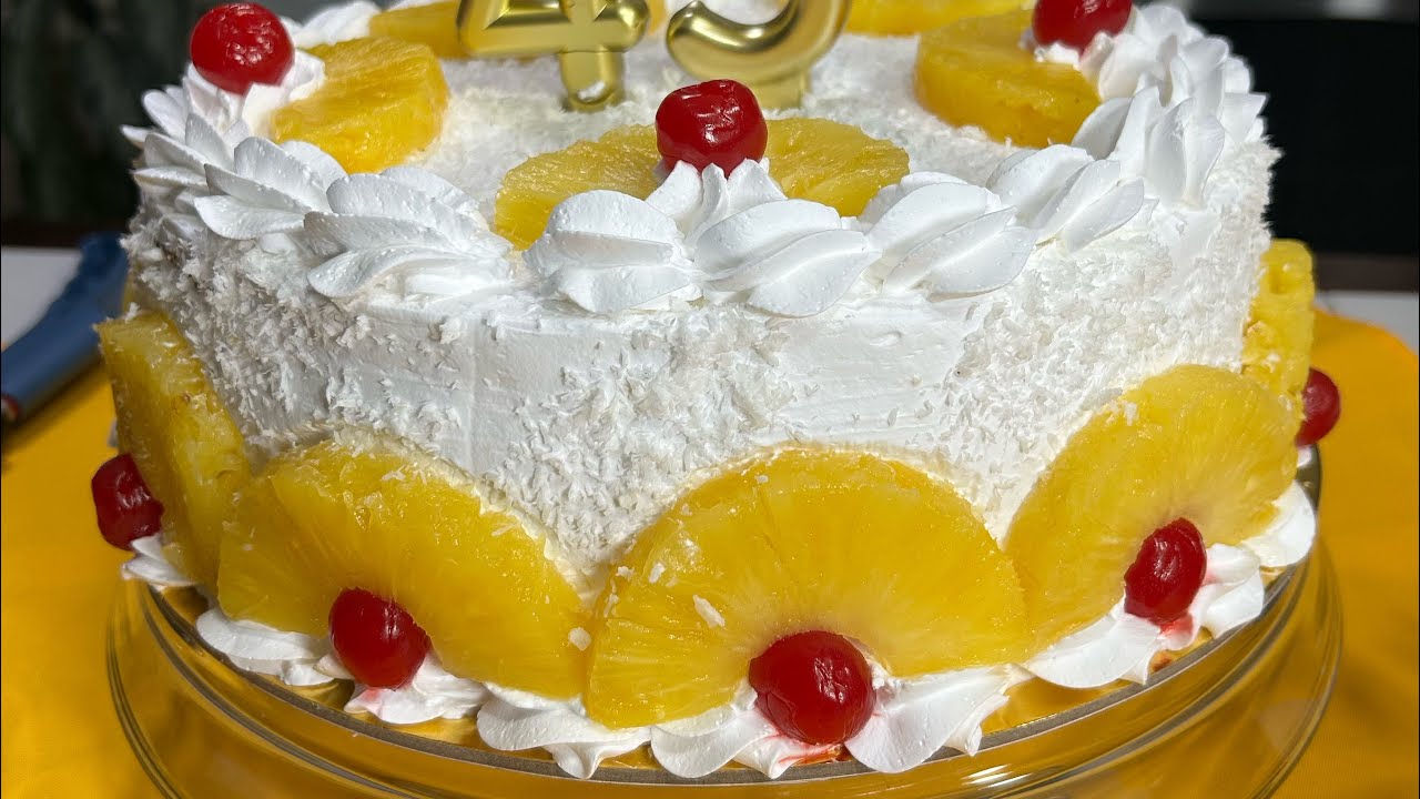 TORTA FRÍA DE PIÑA COLADA