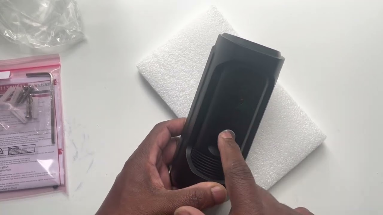 Hikvision DS-KB8113-IME1 Vandal-Resistant Doorbell Unboxing