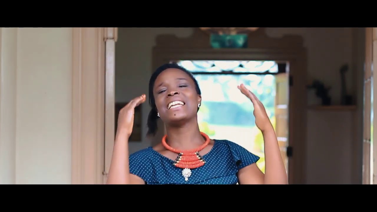 JULIA KAYESI - ALIUPENDA ULIMWENGU
