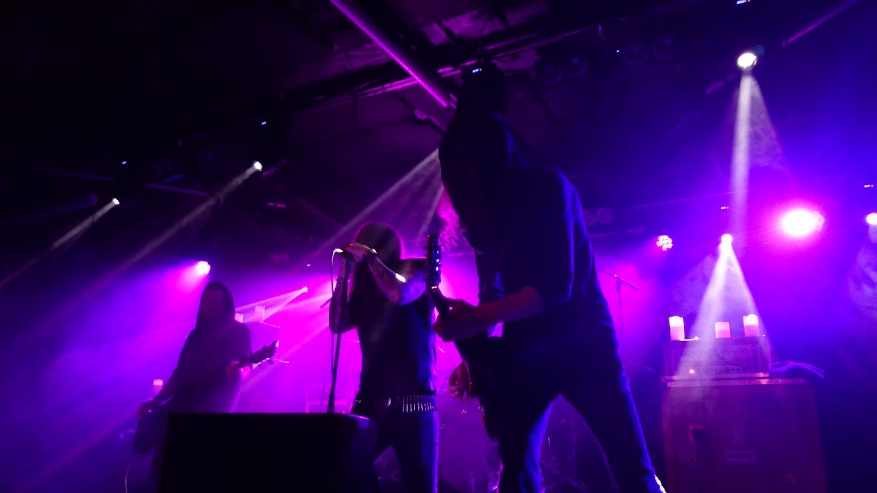 Hallatar - Broken Mirror (live Trees of Eternity cover)