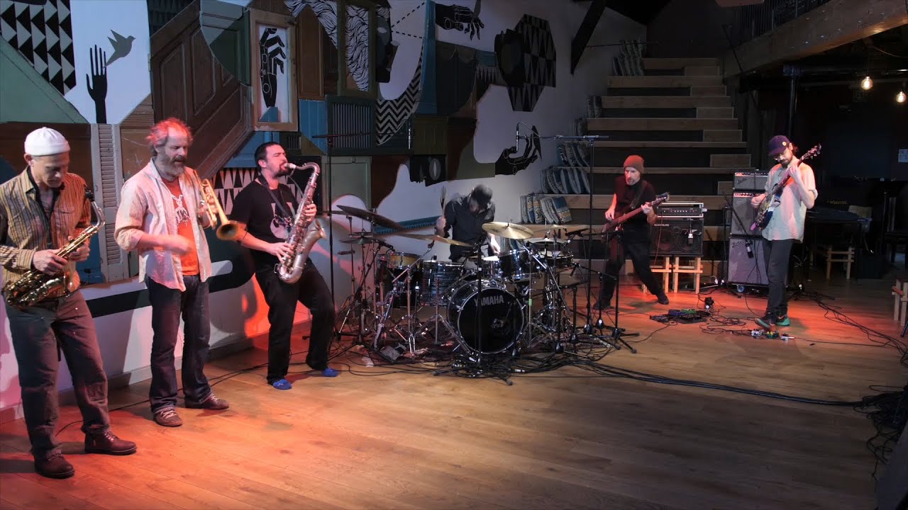 SPINIFEX performs Embrace the Contradictions at Walter, Brussels