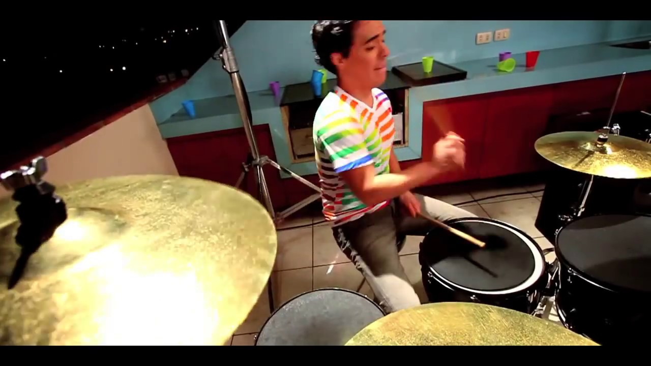 Madison - Ganas De Amor (Videoclip Oficial)