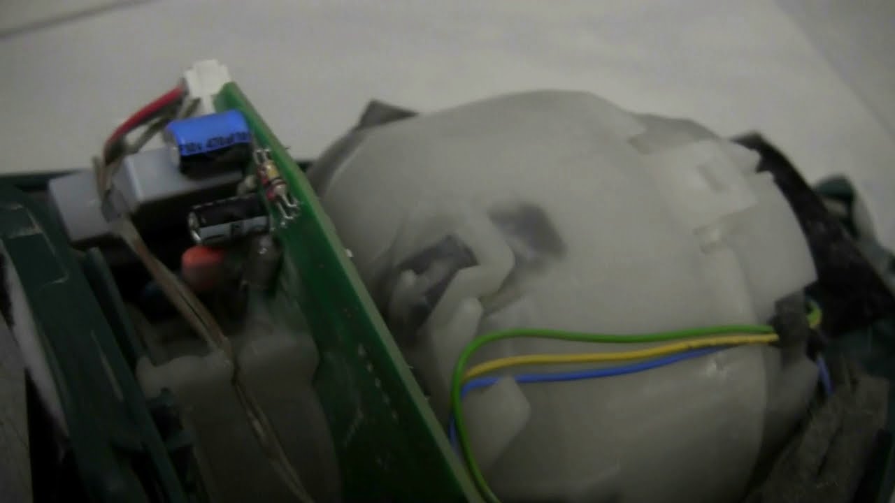 # Riparazione Folletto vk140 con  30 centesimi