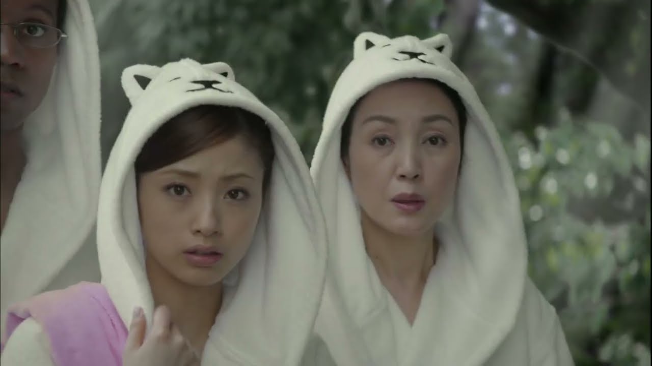 SoftBank Otousan Gift Campaign: A Heartwarming Gesture with Aya Ueto