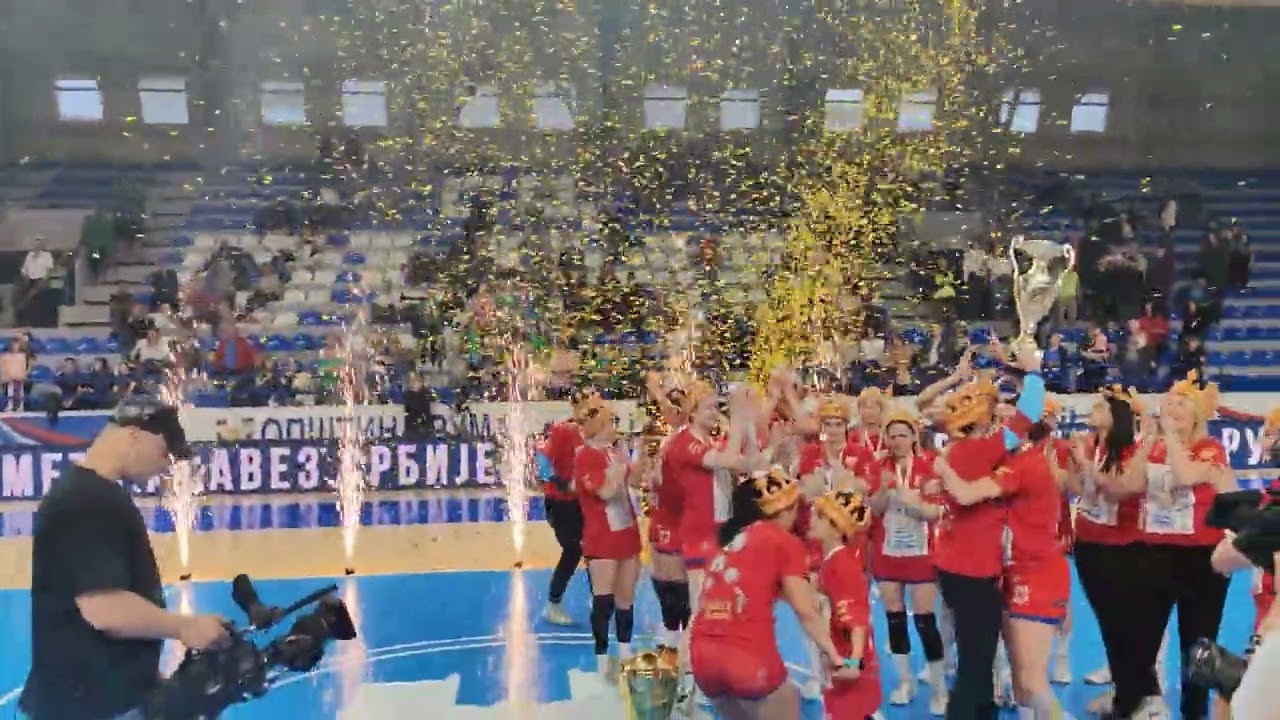 ŽRK Crvena Zvezda Šampion Srbije u Rukometu-efekti by Fenix pirotehnika
