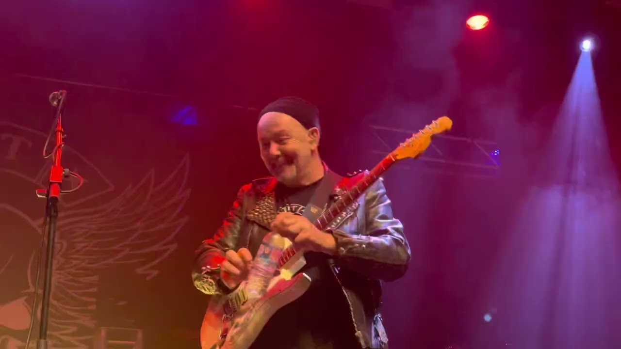 Francis Dunnery’s It Bites @ KK Steel Mill Wolverhampton . Once Around The World 20th January 2023