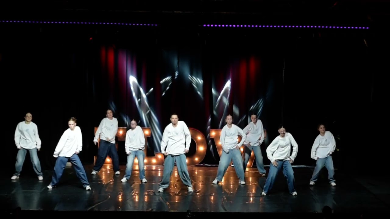 Hip Hop pažengę 15+ | Treneris Robert | Let it Flow 2025
