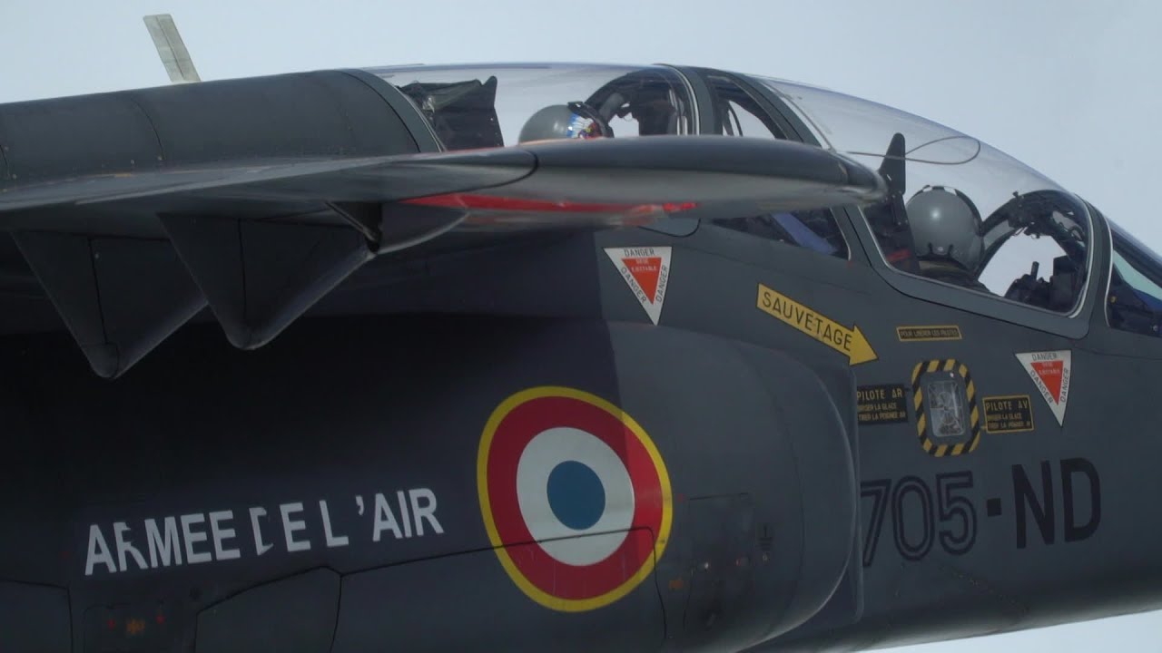 Tours : derniers vols pour les alphajets de la base a&eacute;rienne