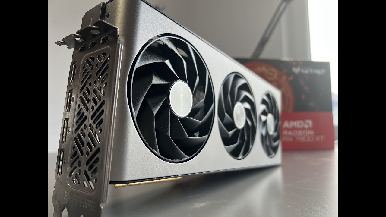 Facem unboxing la un AMD Radeon RX 7800 XT Nitro+