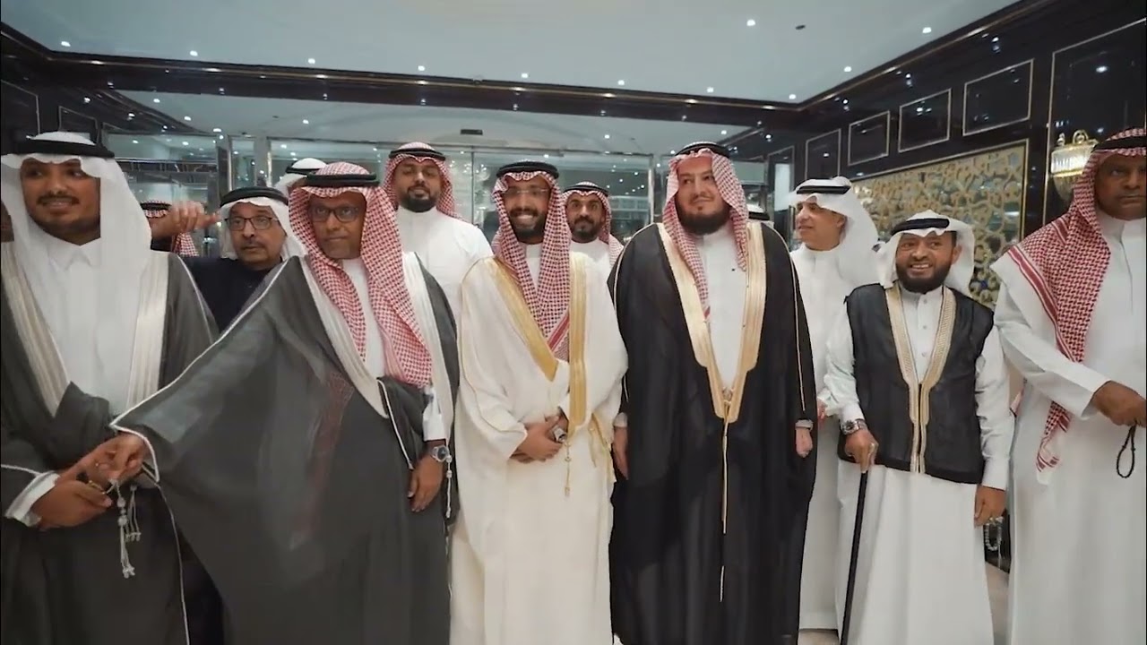 عقد 