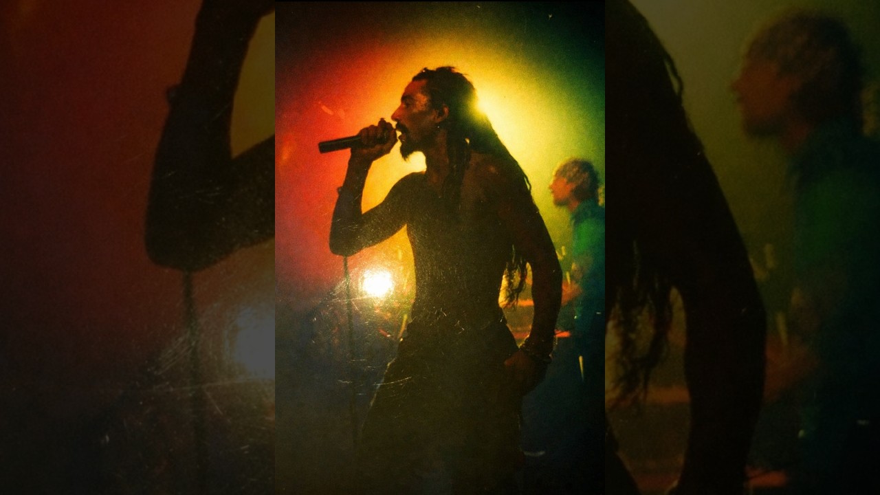 Lee Deavall -- MVITA - Divine and Royal U R