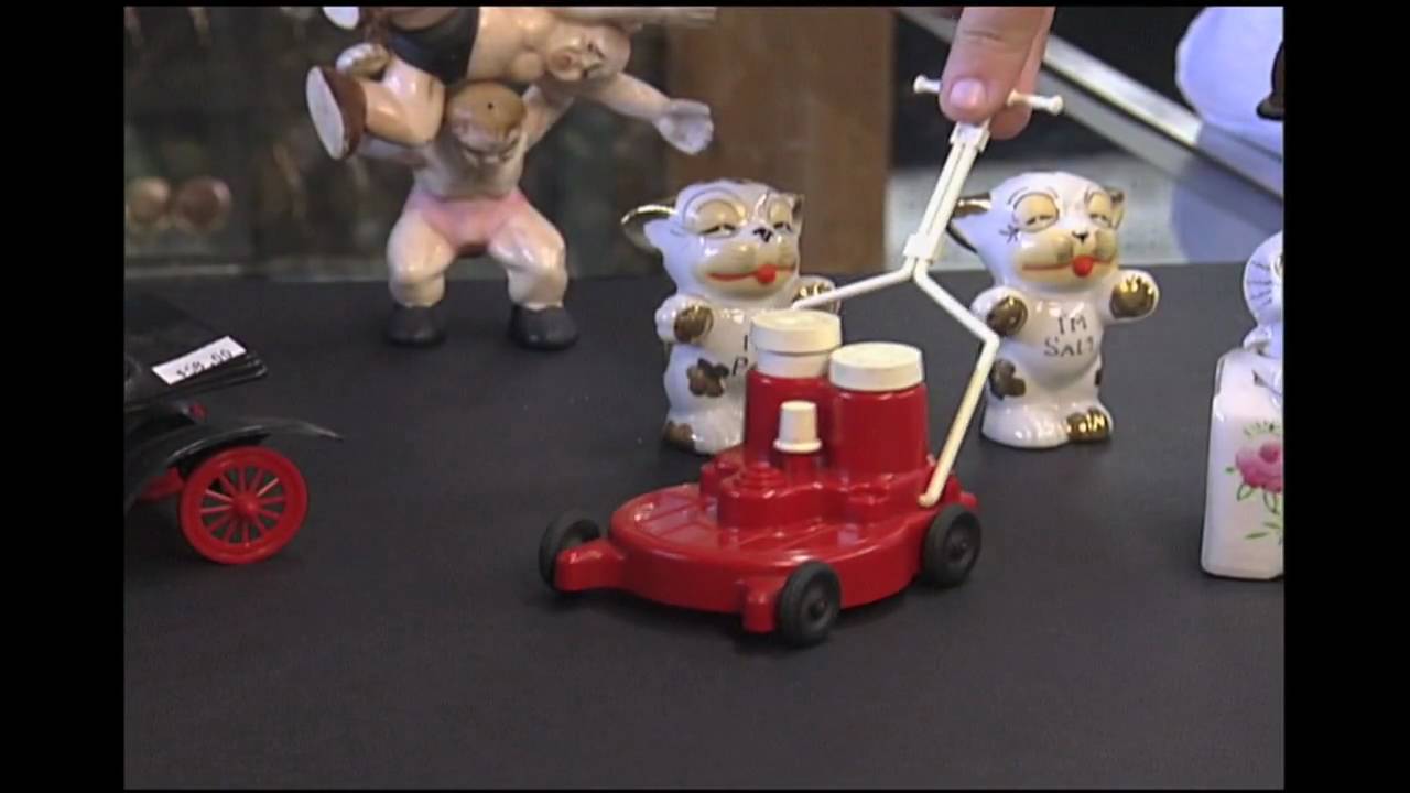 Salt & Pepper Shaker Museum | Tennessee Crossroads | Episode 2144.3