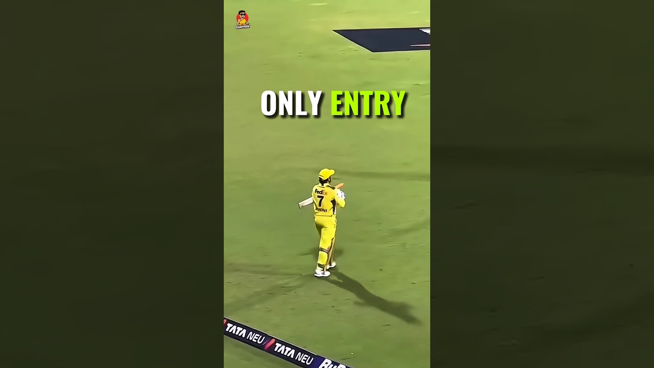 The Powerful Legend &ndash; MS Dhoni 🔥👑 Entry 😲| #cricket #msdhoni #shorts
