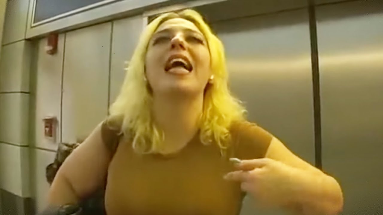 Airport Karen Says She 