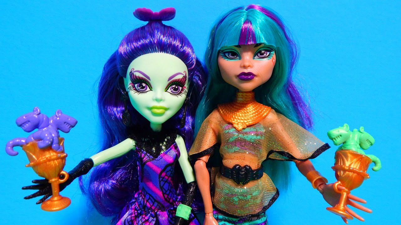 Monster High Scream and Sugar Amanita Nightshade & Nefera de Nile Dolls 2-Pack