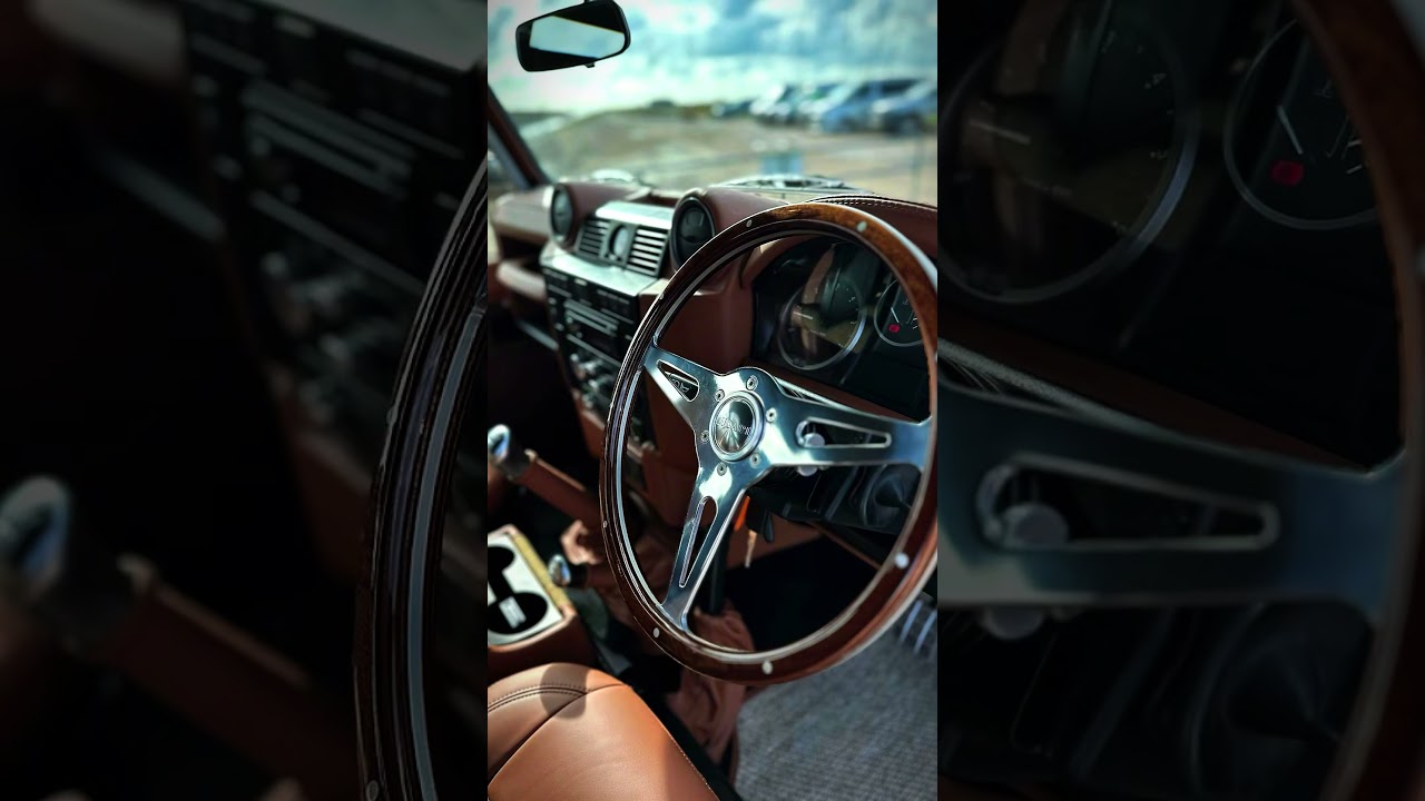 Olive Harris Tweed, Tan Leather, Emberton Marshall speaker, custom carpets #defender110