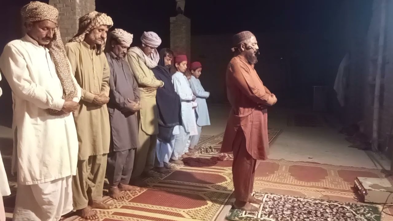 جامعہ فیضان دستگیر میں 14روزے کی نماز تراویح میں 16سپارہ کی تلاوت 
