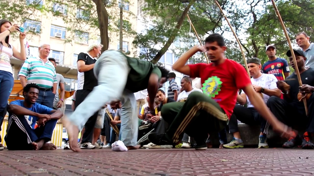 Jogo de Navalha - Capoeira Praça da República