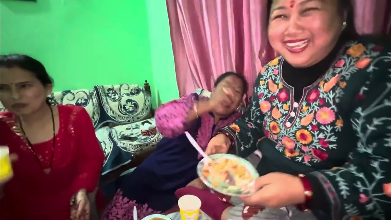 Birthday celebration or diya ek dusre ko gift❤️🥰😳 || @Vinita gurung